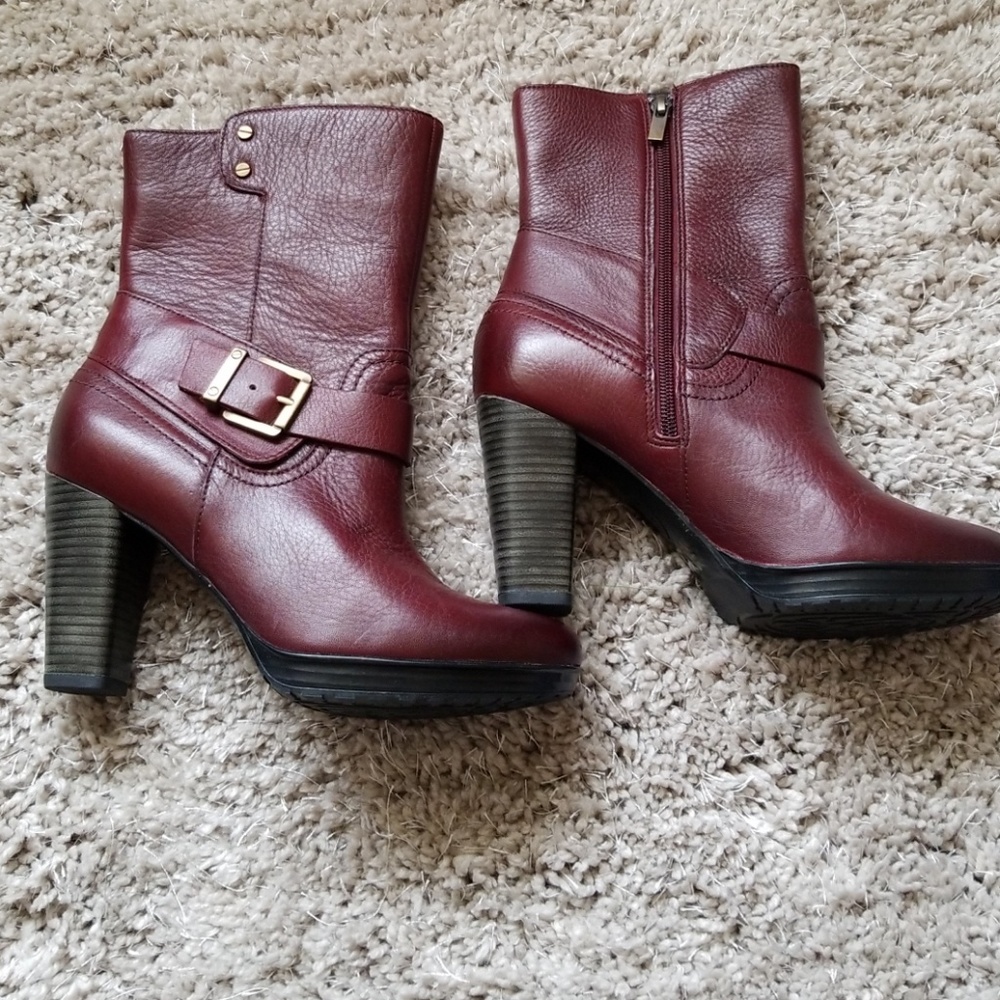 Clarks boots